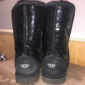 Women’s size 9 black sequined uggs